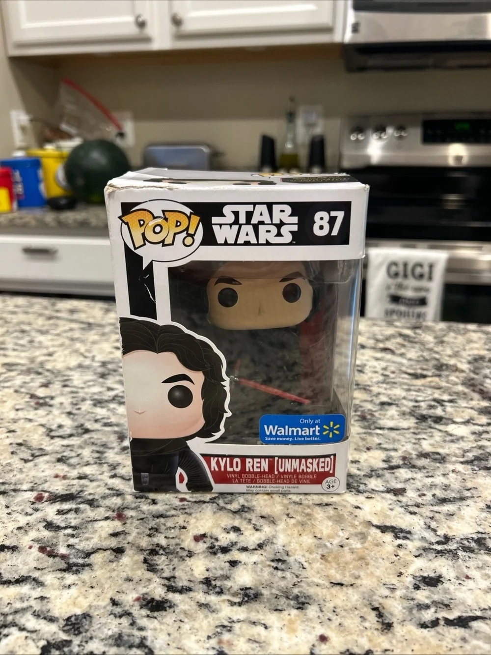 Funko Pop! Star Wars Kylo Ren (Unmasked) #87 - Black & Red